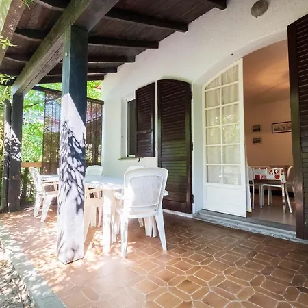 Agenzia Vear - Osti 100 * Lido delle Nazioni