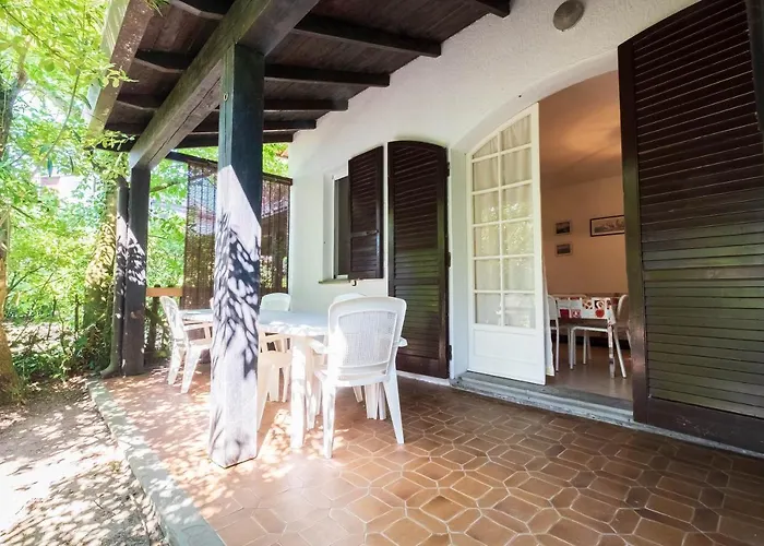 Agenzia Vear - Osti 100 * Lido delle Nazioni