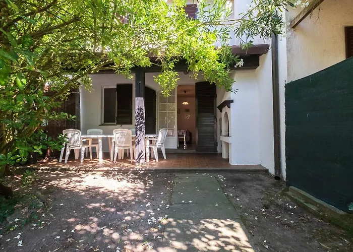 Agenzia Vear - Osti 100 *