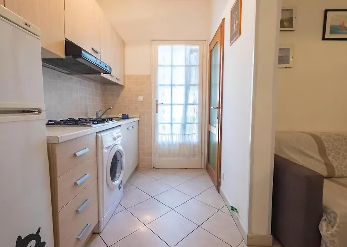 Agenzia Vear - Osti 100 Nyaraló Lido delle Nazioni