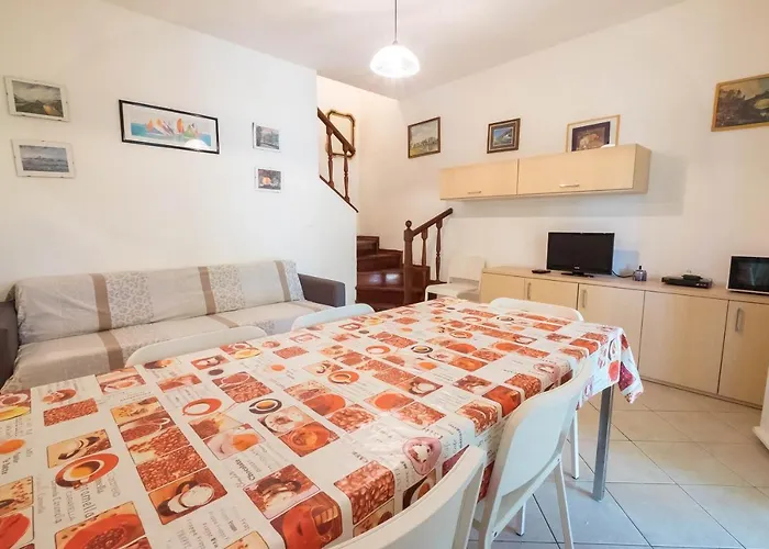 Nyaraló Agenzia Vear - Osti 100