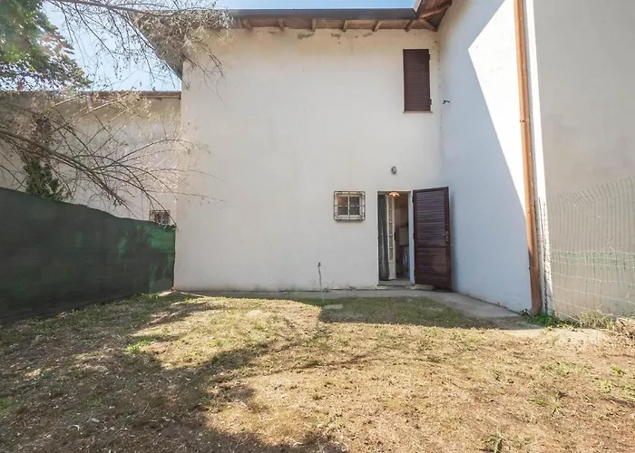 Agenzia Vear - Osti 100 Lido delle Nazioni