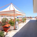 Osti 100 Hébergement de vacances