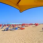 Osti 100 Hébergement de vacances *