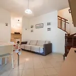 Osti 100 Hébergement de vacances