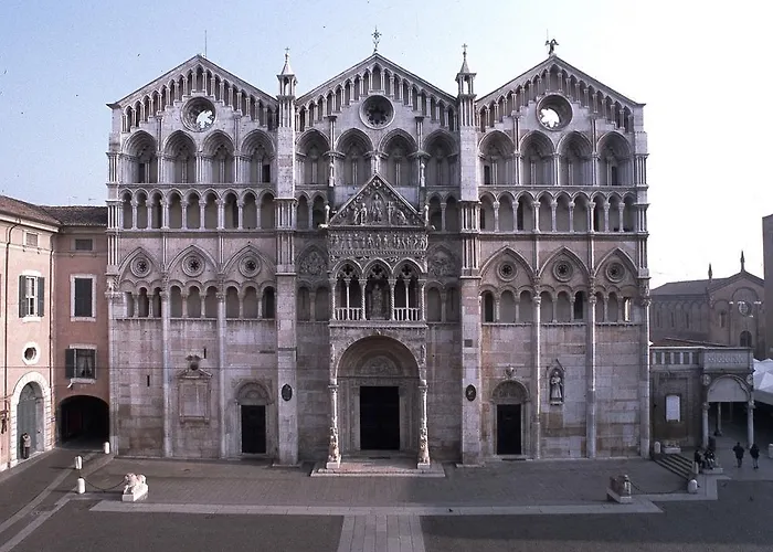 Agenzia Vear - Osti 100 Semesterbostad